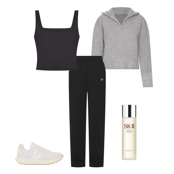 AMAZON Black Fitted Crop Tank Top!❤️🎁 - Picture 12 of 16